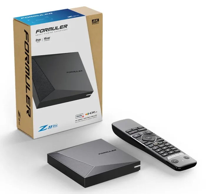 Boîtier IPTV Formuler branché sur un téléviseur